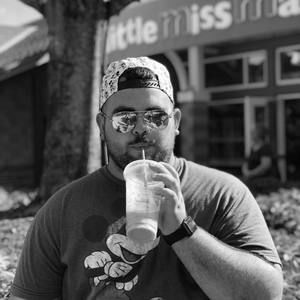 Meet your Posher, Jason